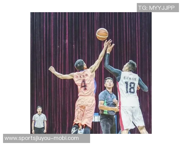 韦德盛赞黄蜂队：他们的比赛风格让我感受到篮球的乐趣与激情